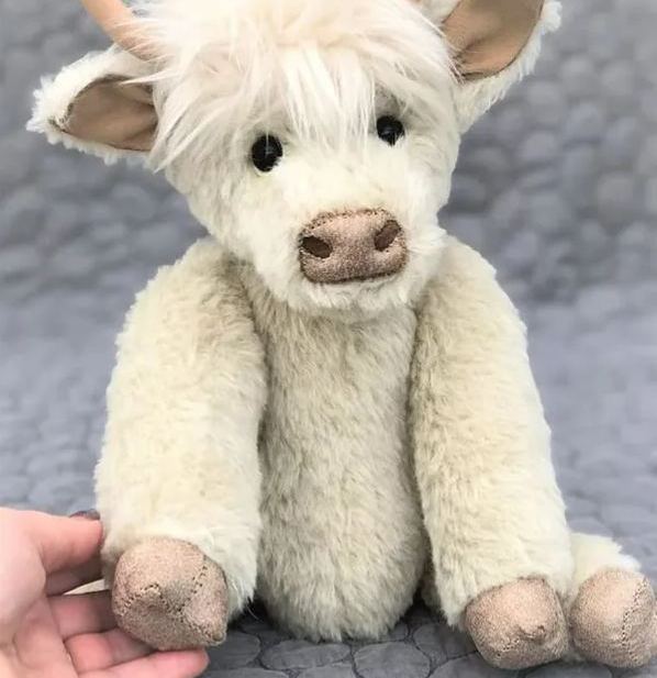 Fanyil™ Highland Cow Plush Toy - Libiyi